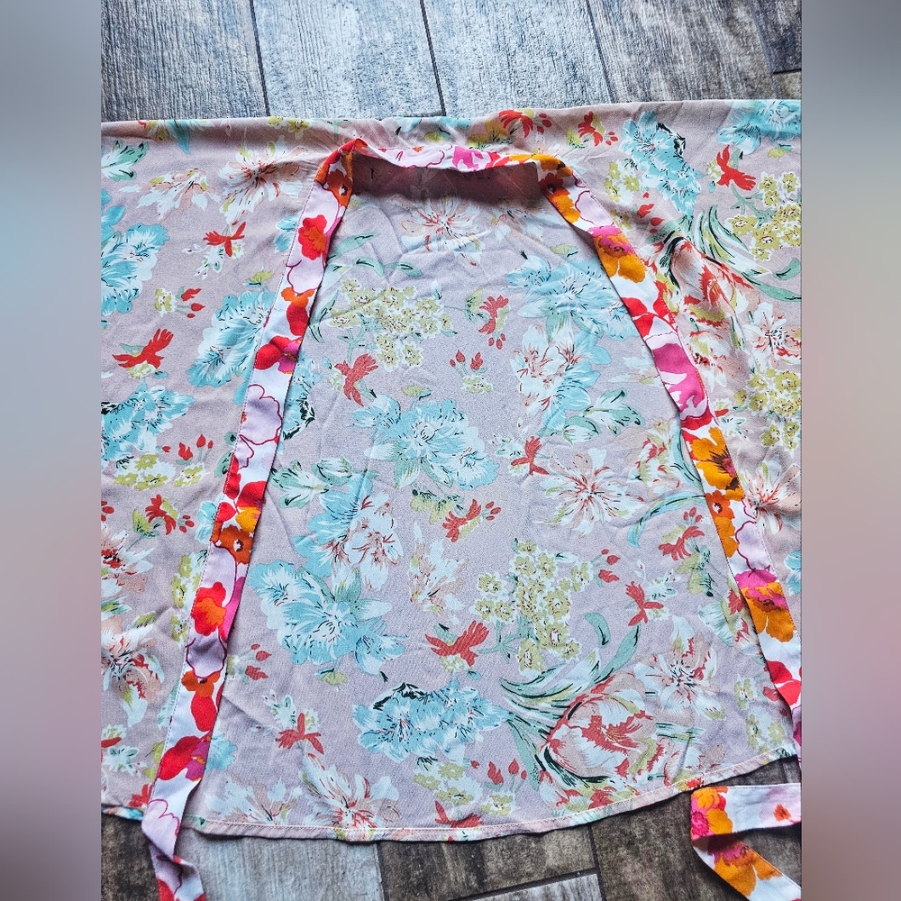 KORI M/L Floral Kimono Wrap, Boho Cottagecore, EUC, Lightweight Statement Piece - Picture 4 of 14